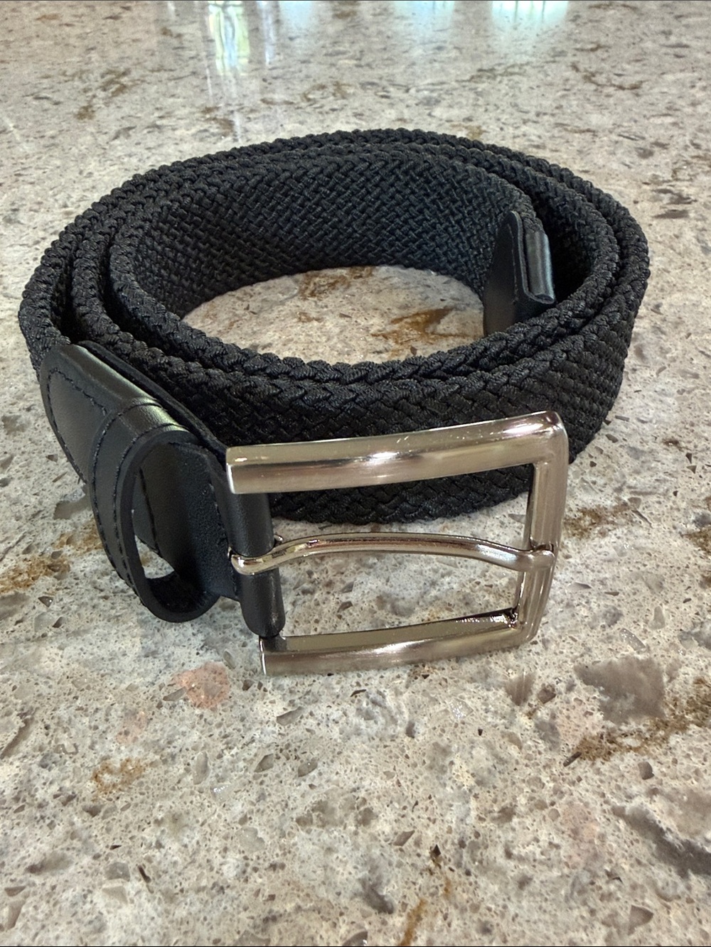 Walter Hagen Men's Black Woven Stretch Belt - Classic Casual Style